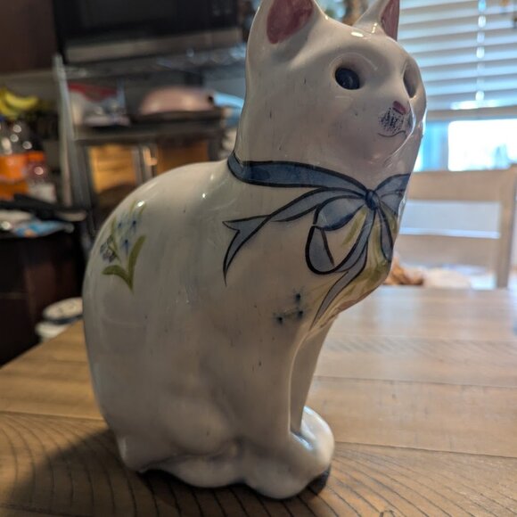 CUTE Vintage N.S. Gustin Hand Painted Wite Ceramic Cat Floral Pattern 14" - Picture 9 of 9